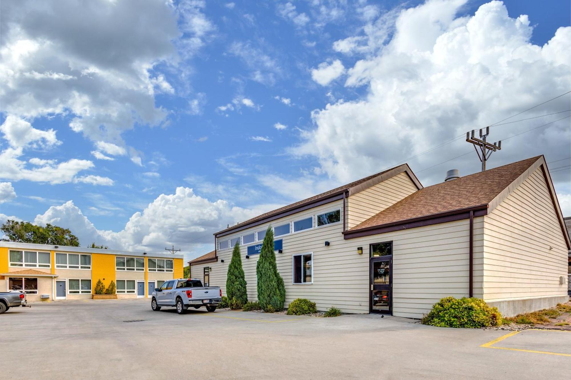 צ'מברליין Best Western Lee'S Motor Inn מראה חיצוני תמונה