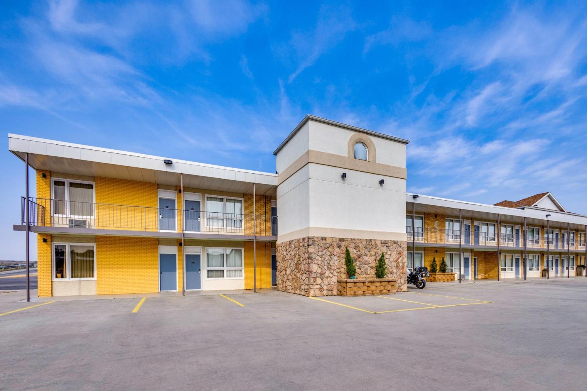 צ'מברליין Best Western Lee'S Motor Inn מראה חיצוני תמונה