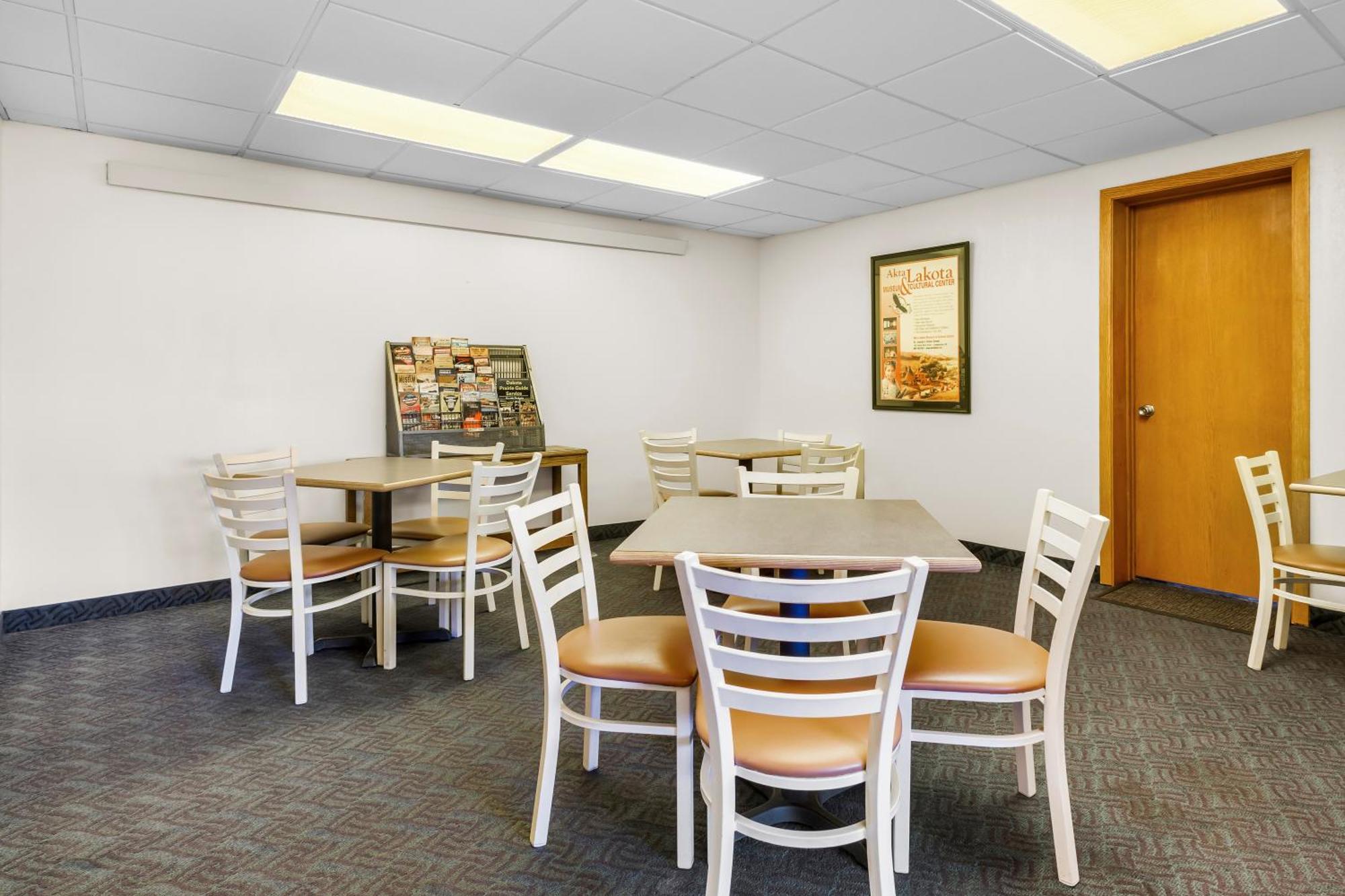 צ'מברליין Best Western Lee'S Motor Inn מראה חיצוני תמונה
