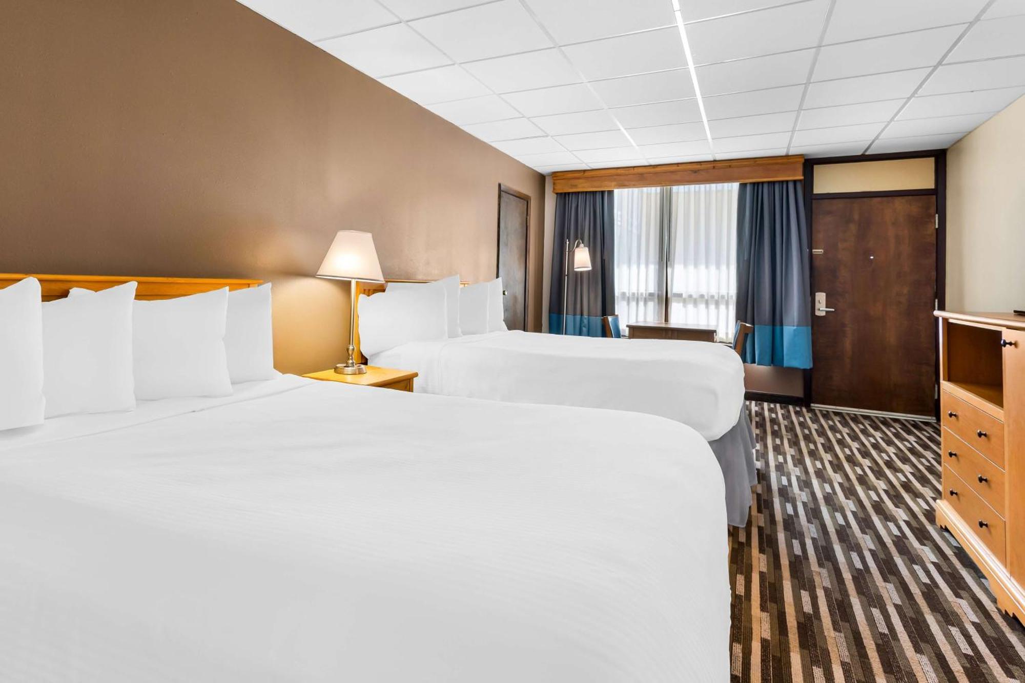 צ'מברליין Best Western Lee'S Motor Inn מראה חיצוני תמונה