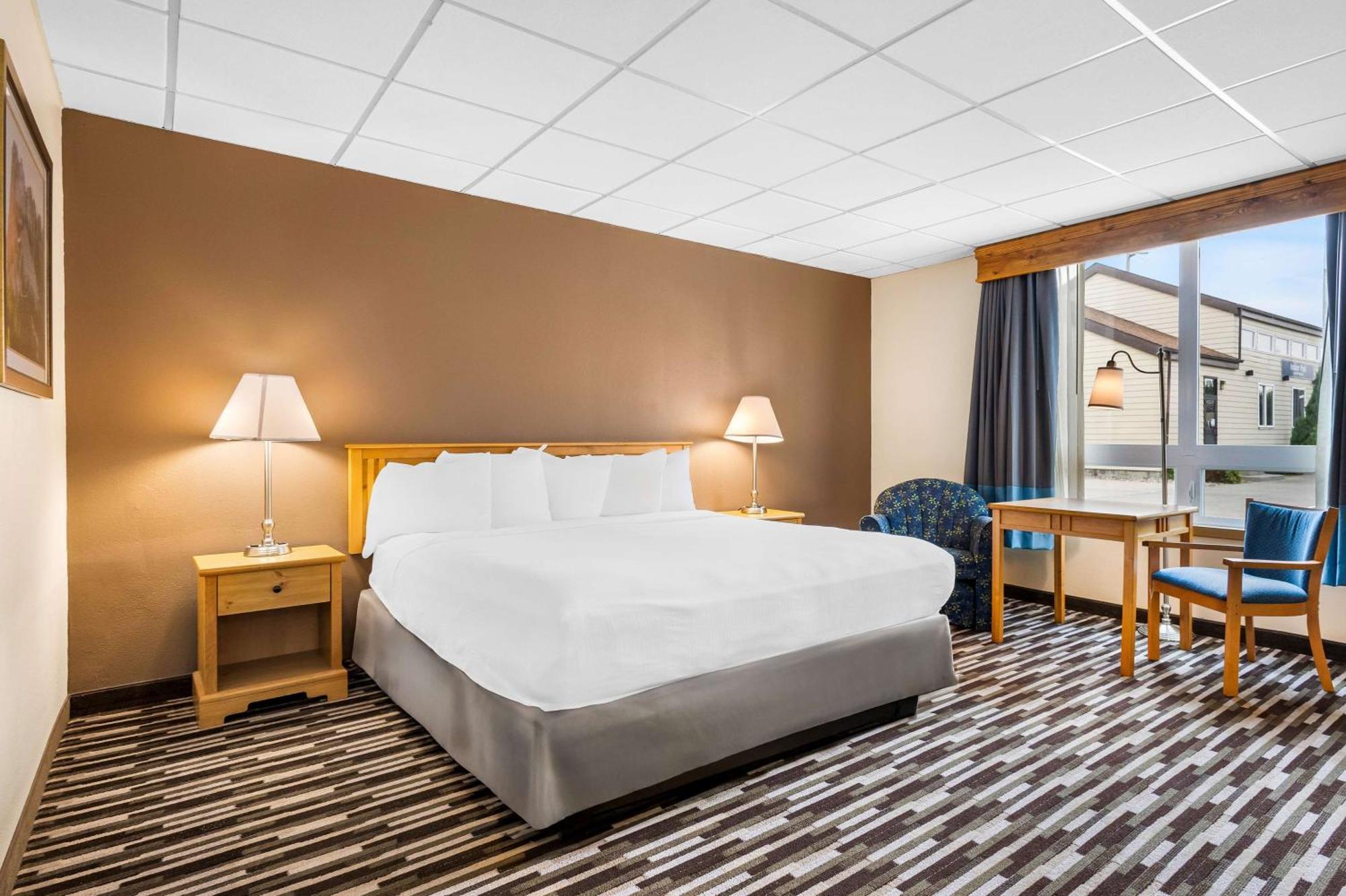 צ'מברליין Best Western Lee'S Motor Inn מראה חיצוני תמונה