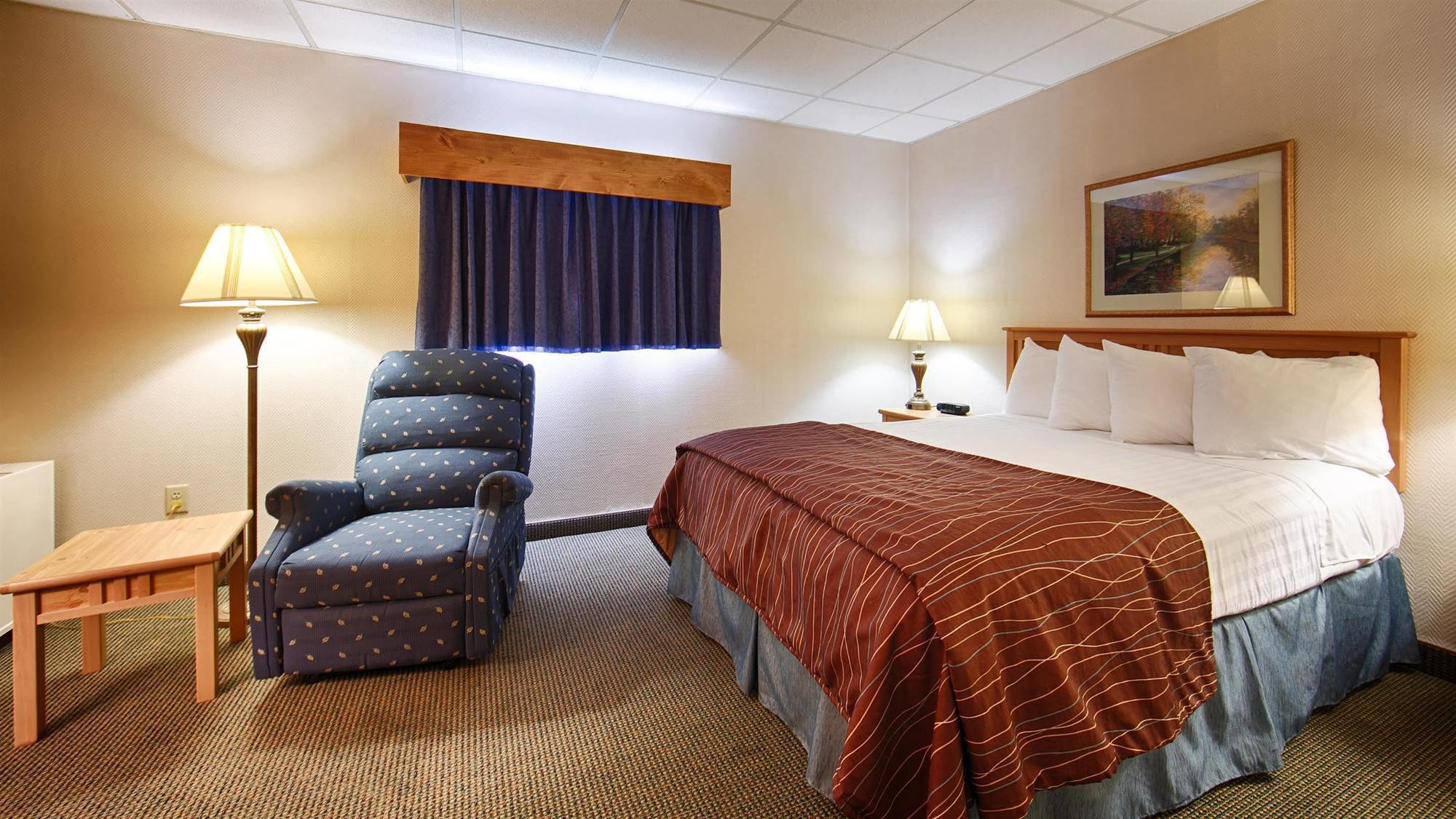צ'מברליין Best Western Lee'S Motor Inn מראה חיצוני תמונה